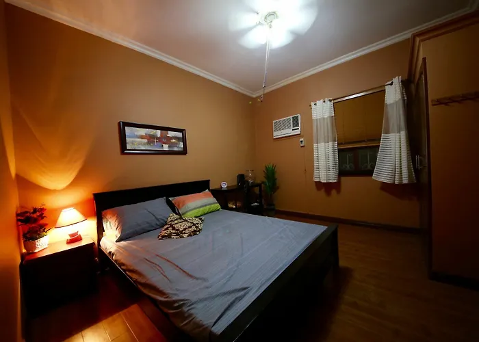 Hostel Dee White Sands Lapu-Lapu City